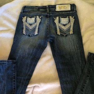Go jeans, bling pockets, like new